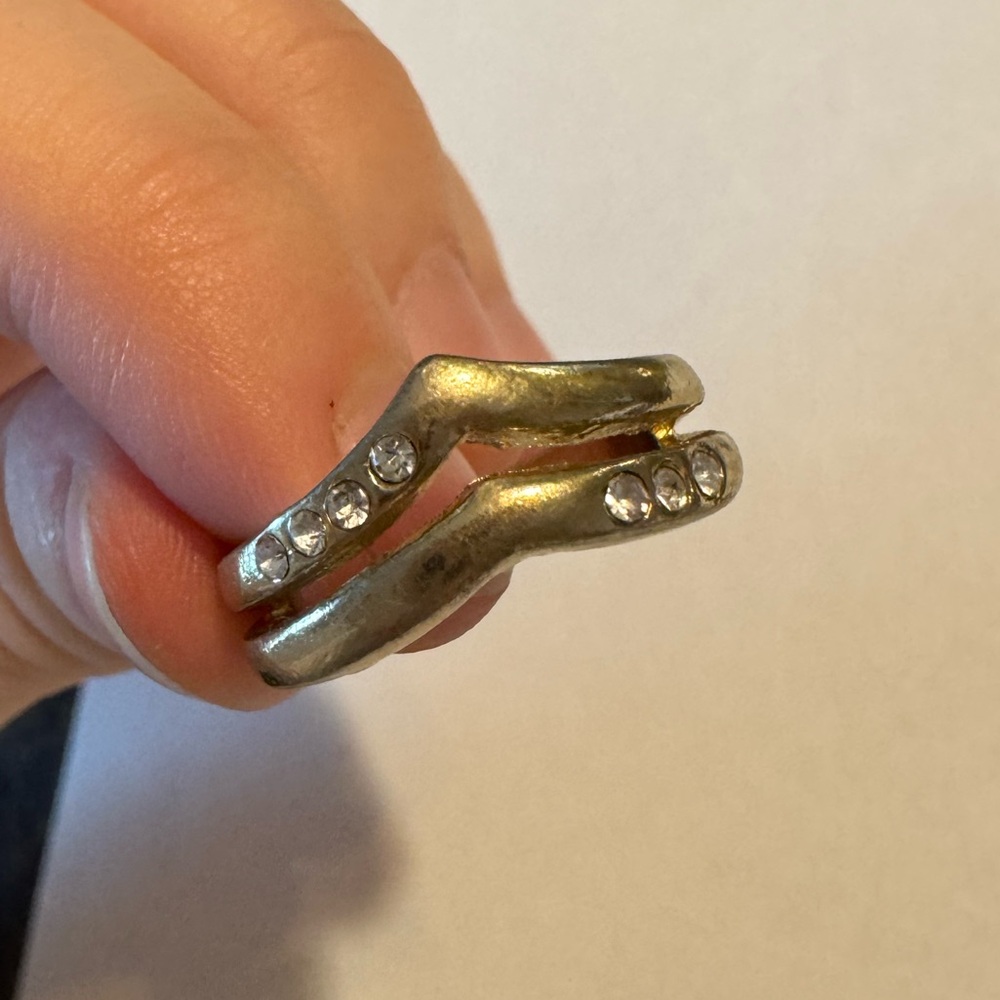 Elegant Gold-Tone Ring with Crystal Accents